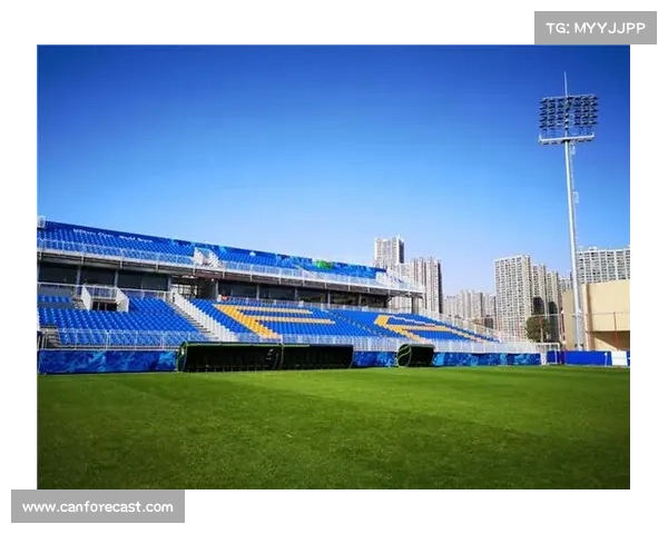 武汉塔子湖球场启用智能喷淋系统 高温时段草温降幅可达12℃